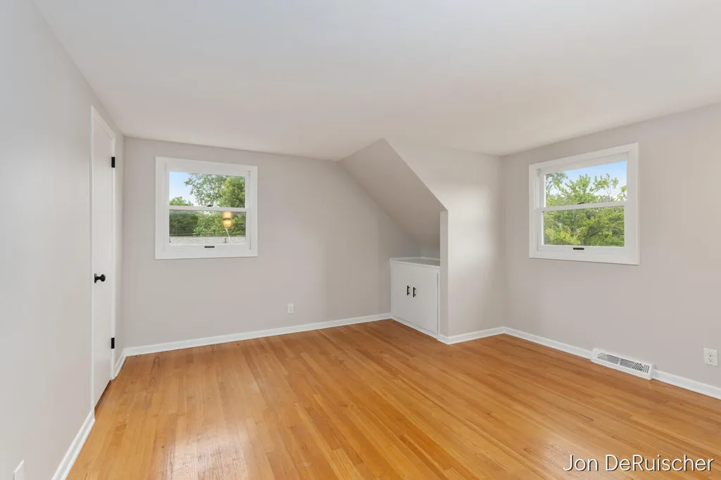 2656 Vassar Drive SE Grand Rapids City MI 49506