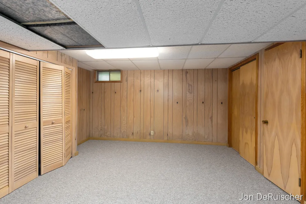 2656 Vassar Drive SE Grand Rapids City MI 49506
