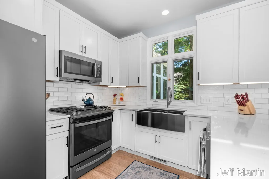 1901 Goldeneye Drive Park Township MI 49424