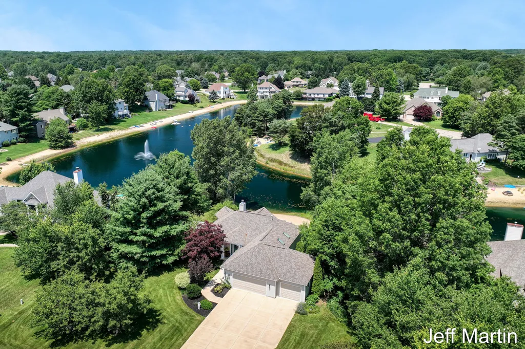 1901 Goldeneye Drive Park Township MI 49424
