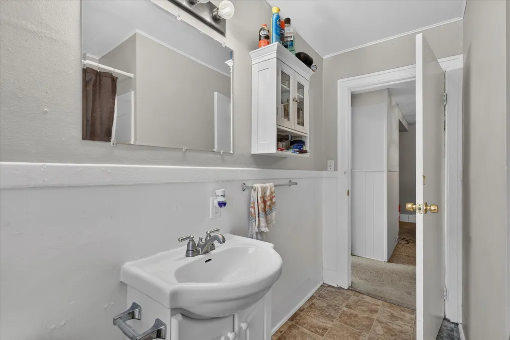 129 Palmer Street NE Grand Rapids City MI 49505