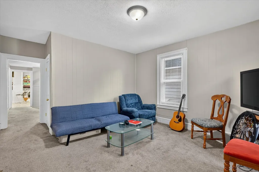 129 Palmer Street NE Grand Rapids City MI 49505