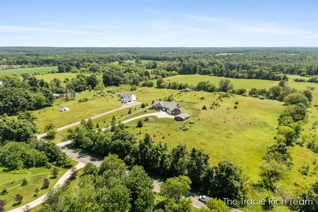 5930 12 Mile Road NE Courtland Township MI 49341