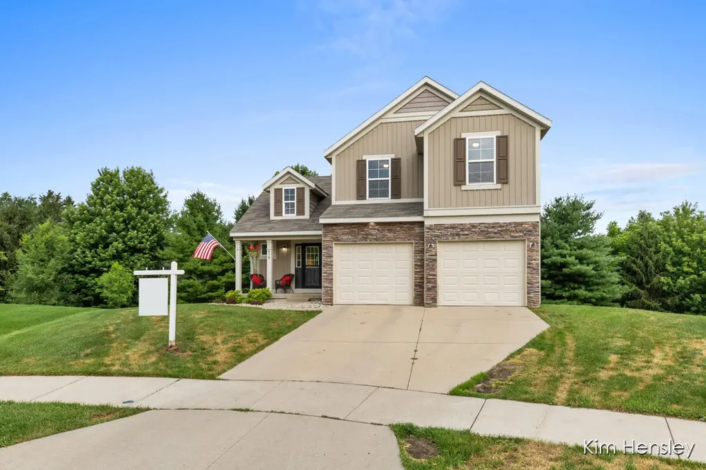 678 Orchard Court NE Rockford City MI 49341