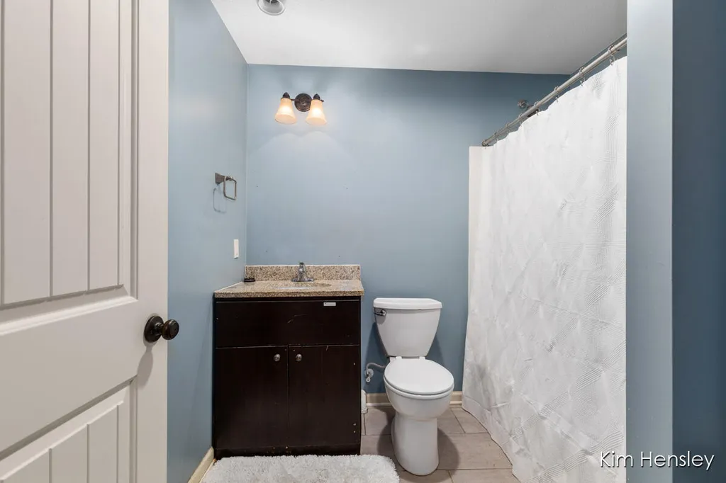 678 Orchard Court NE Rockford City MI 49341