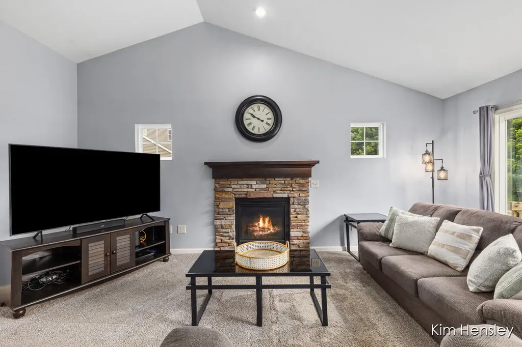 678 Orchard Court NE Rockford City MI 49341
