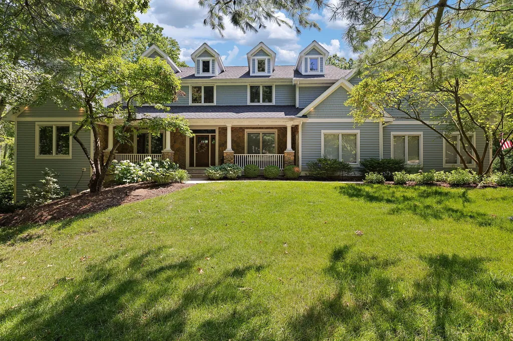 4710 N Catamount Trail NE Grand Rapids Charter Township MI 49301