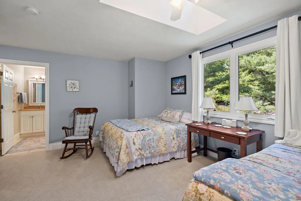 4710 N Catamount Trail NE Grand Rapids Charter Township MI 49301
