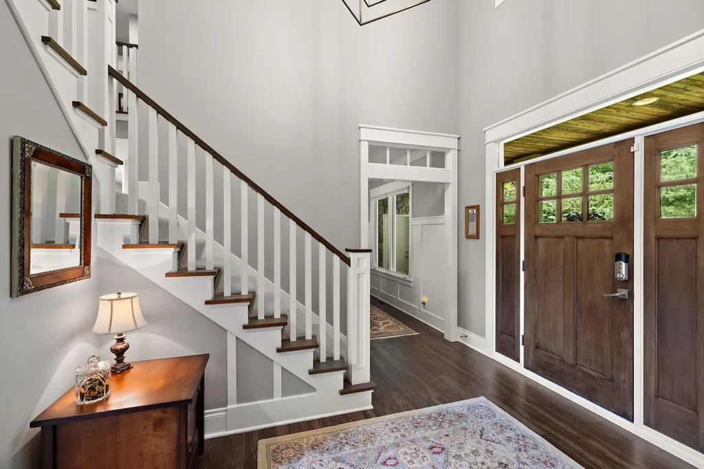 4710 N Catamount Trail NE Grand Rapids Charter Township MI 49301