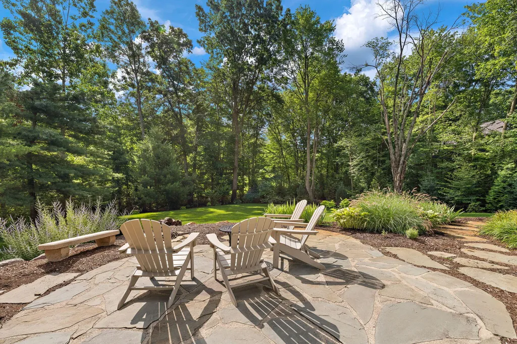 4710 N Catamount Trail NE Grand Rapids Charter Township MI 49301