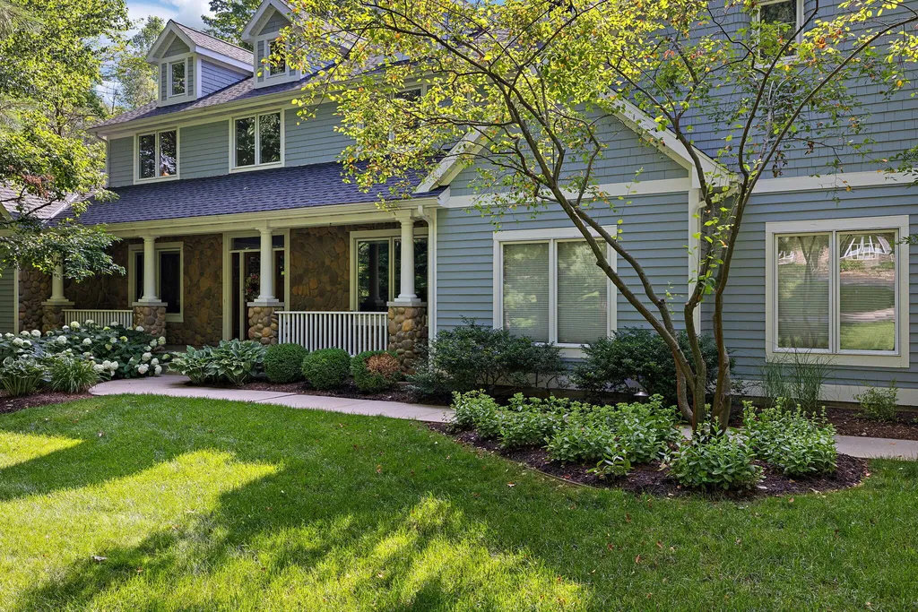 4710 N Catamount Trail NE Grand Rapids Charter Township MI 49301