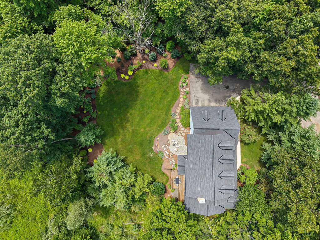 4710 N Catamount Trail NE Grand Rapids Charter Township MI 49301