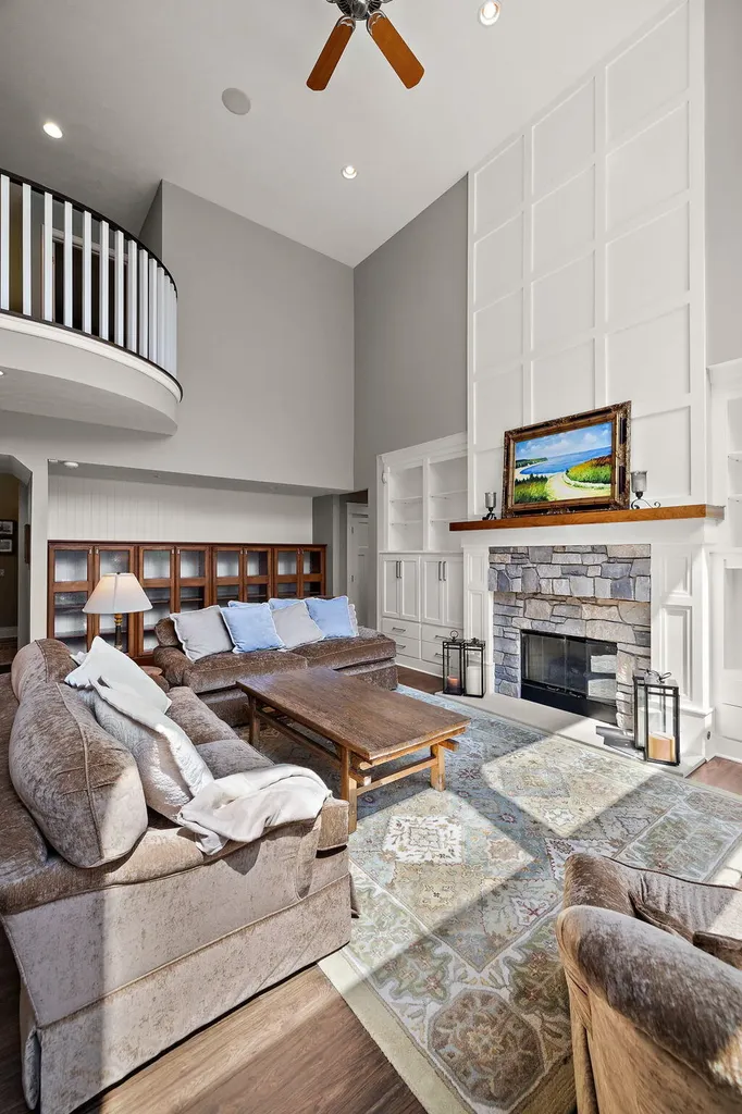 4710 N Catamount Trail NE Grand Rapids Charter Township MI 49301