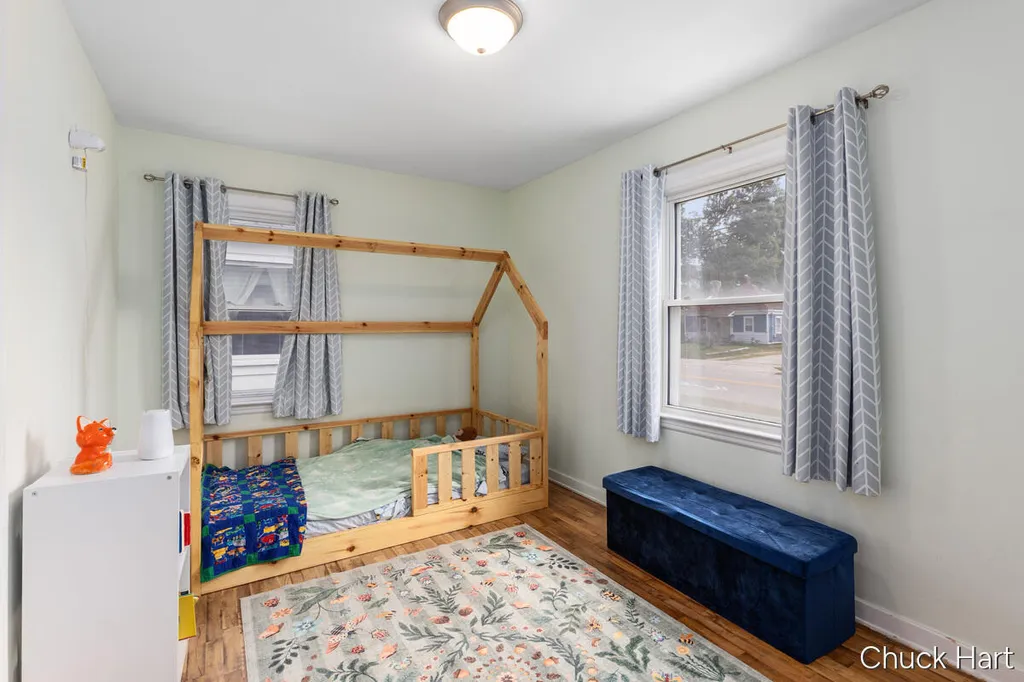 4639 Walton Avenue SW Wyoming City MI 49548