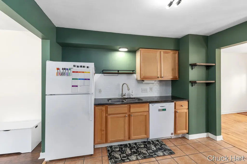 4639 Walton Avenue SW Wyoming City MI 49548