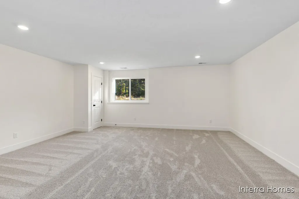 6136 Burgess Drive Fruitport Charter Township MI 49456