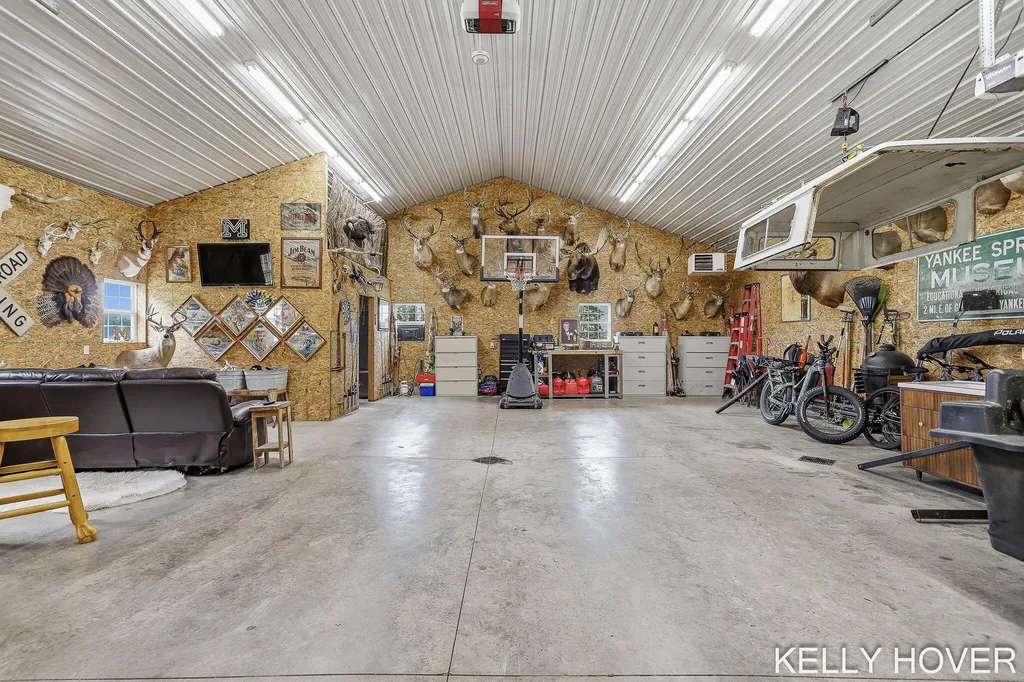 12409 Bay View Drive Yankee Springs Township MI 49348