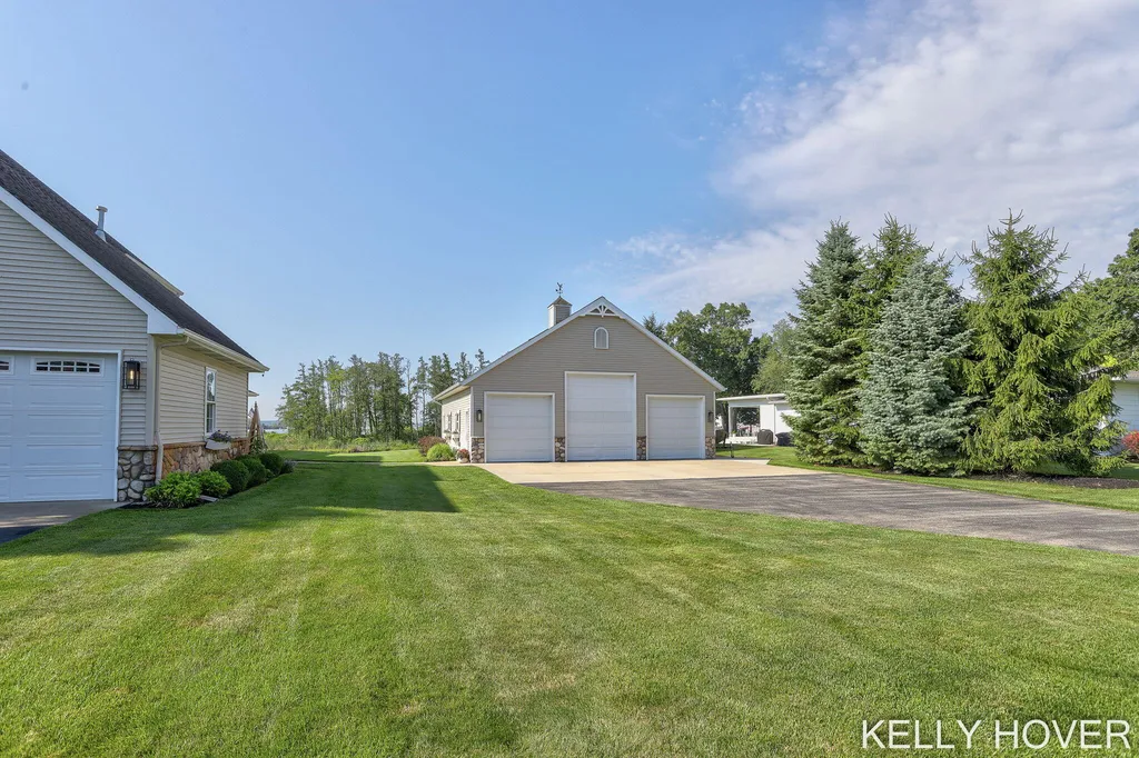 12409 Bay View Drive Yankee Springs Township MI 49348