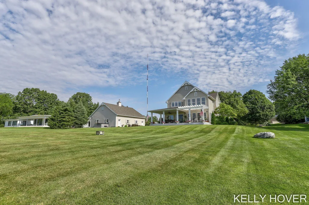 12409 Bay View Drive Yankee Springs Township MI 49348