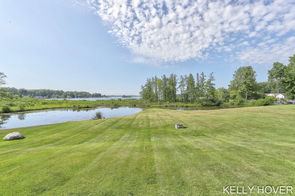 12409 Bay View Drive Yankee Springs Township MI 49348