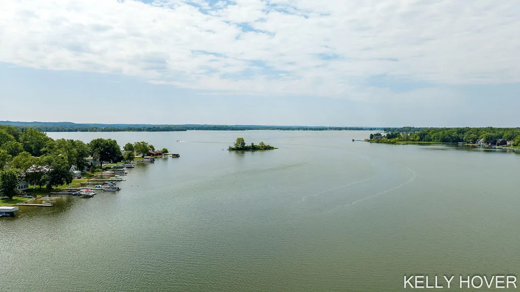 12409 Bay View Drive Yankee Springs Township MI 49348