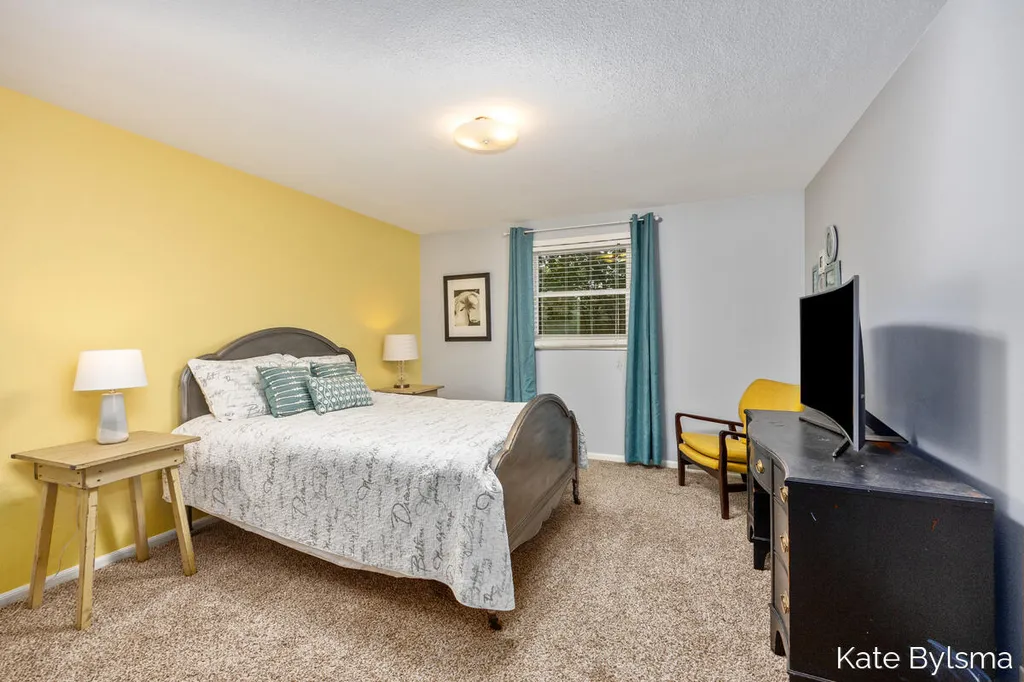 7569 Woodvale Street SE Cascade Charter Township MI 49546