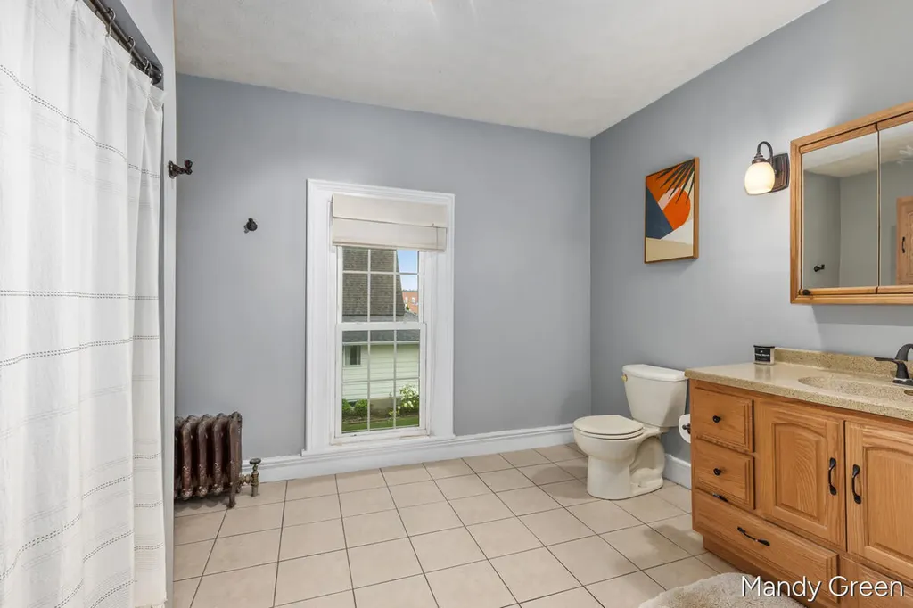 118 S 2nd Street Carson City City MI 48811