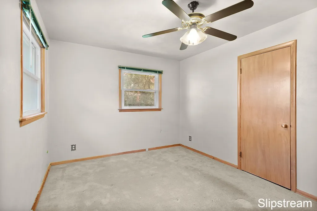 168 E Delaware Avenue Benton Charter Township MI 49022