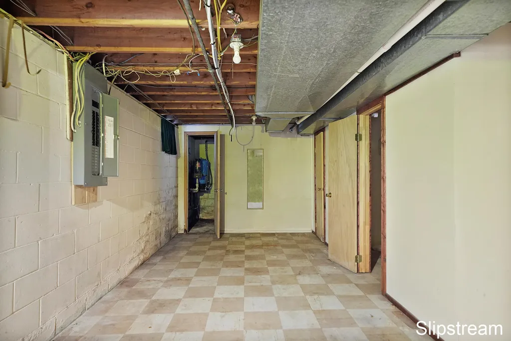 168 E Delaware Avenue Benton Charter Township MI 49022