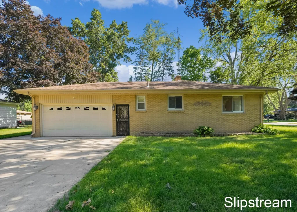 168 E Delaware Avenue Benton Charter Township MI 49022