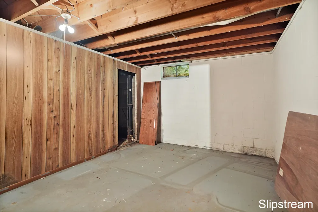 168 E Delaware Avenue Benton Charter Township MI 49022