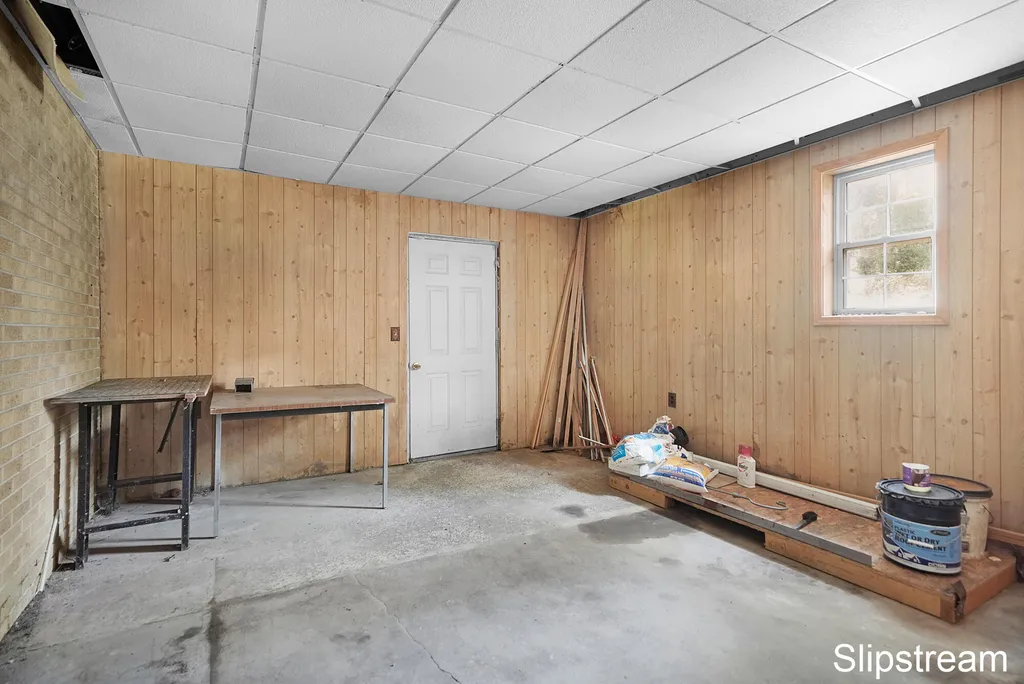 168 E Delaware Avenue Benton Charter Township MI 49022