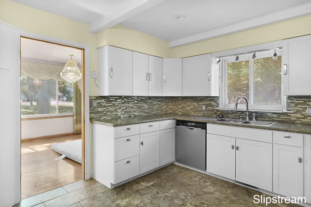 168 E Delaware Avenue Benton Charter Township MI 49022
