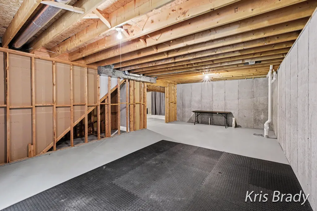 1005 Ironwood Circle NW Walker City MI 49534