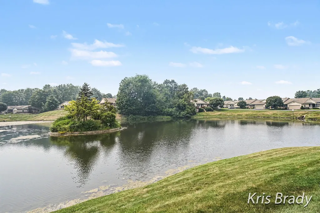 1005 Ironwood Circle NW Walker City MI 49534