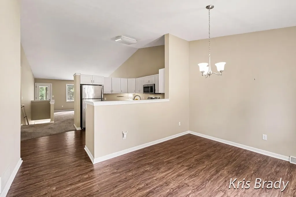 1005 Ironwood Circle NW Walker City MI 49534
