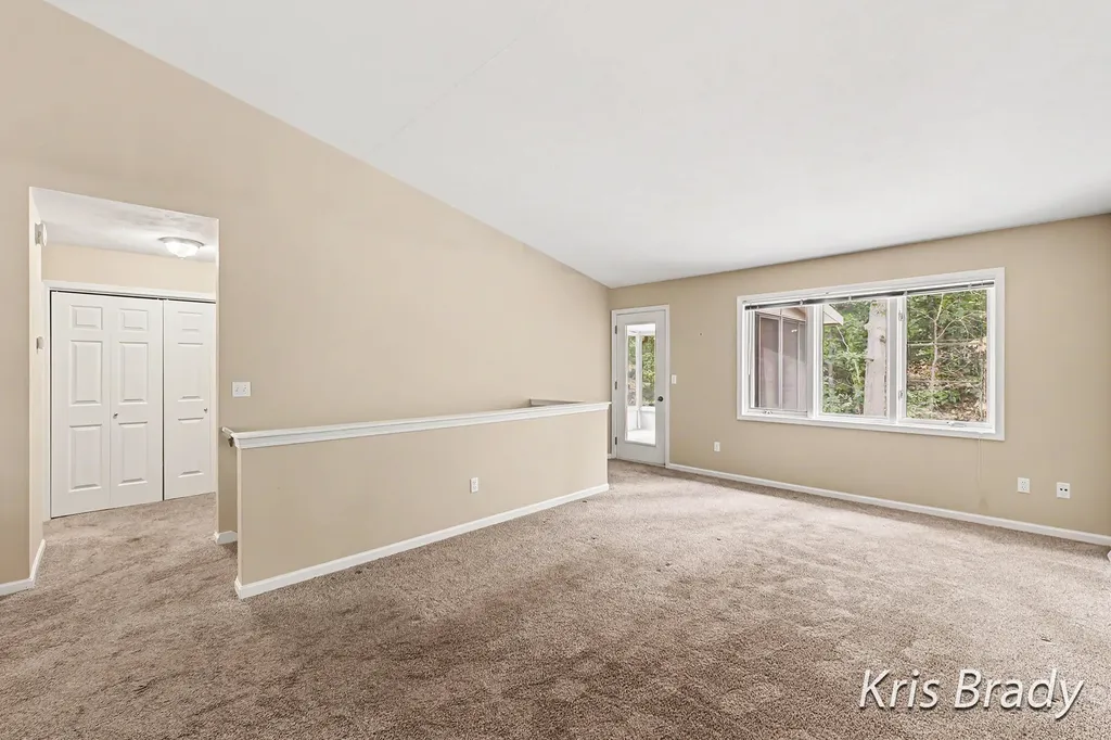 1005 Ironwood Circle NW Walker City MI 49534