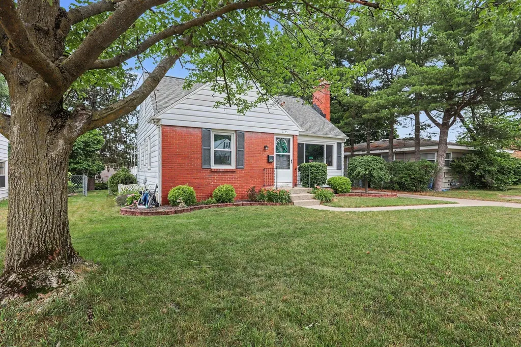 1155 Northwood Street NE Grand Rapids City MI 49505