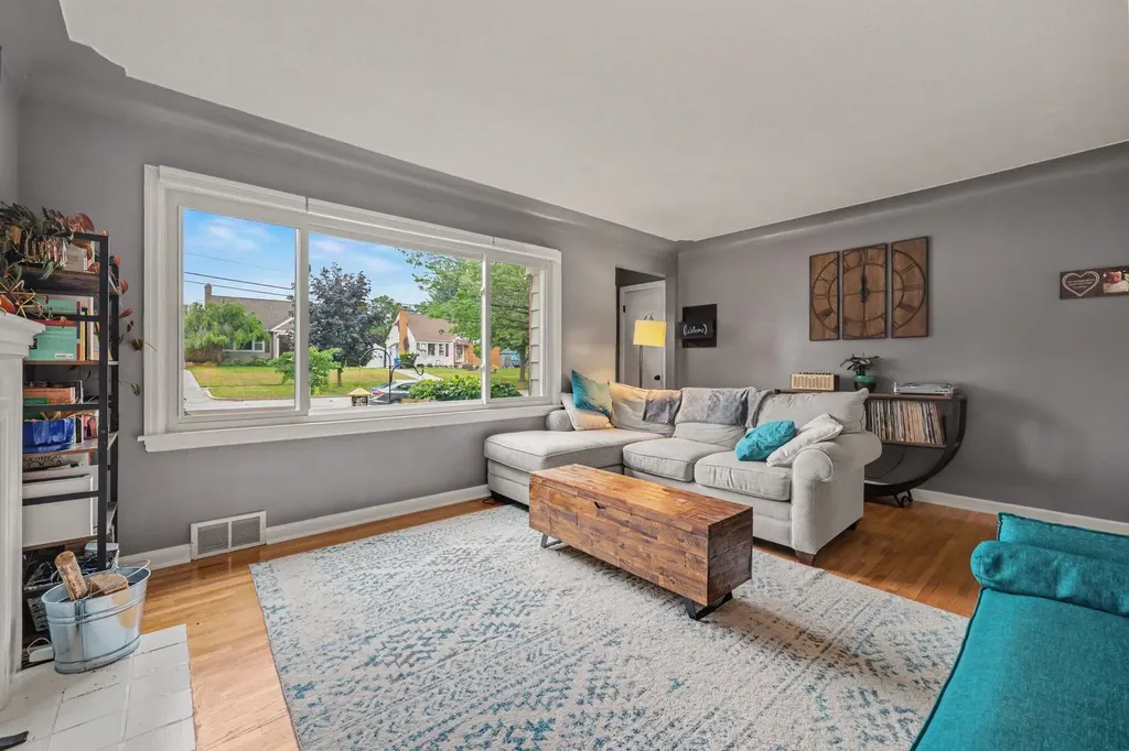 1155 Northwood Street NE Grand Rapids City MI 49505