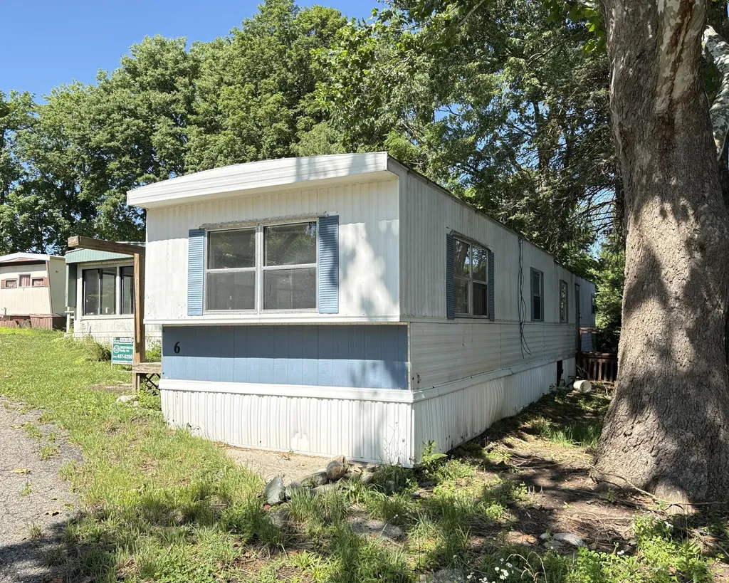 875 E Michigan Avenue Marshall Township MI 49068