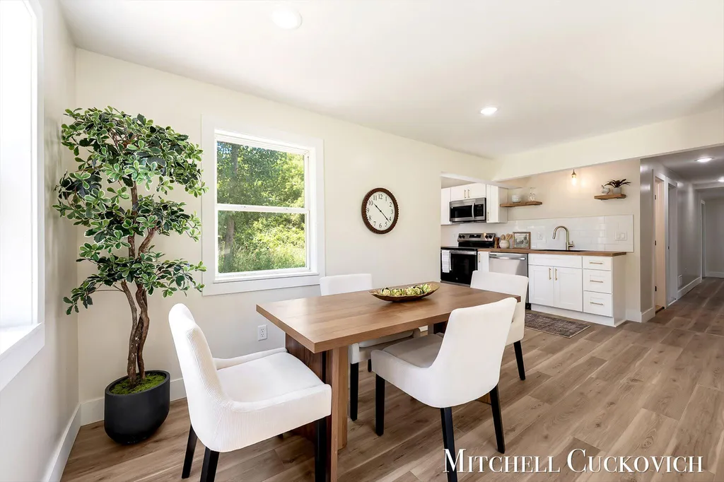 402 W Washington Street Sidney Township MI 48884