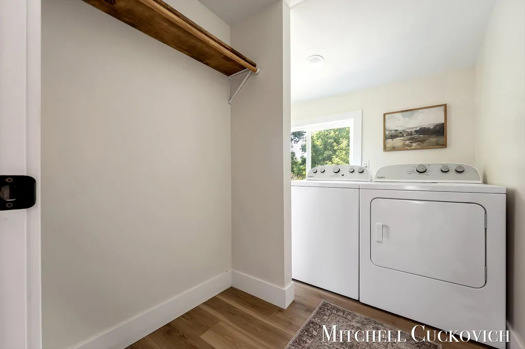 402 W Washington Street Sidney Township MI 48884