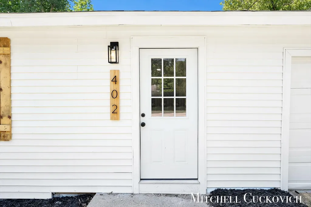 402 W Washington Street Sidney Township MI 48884