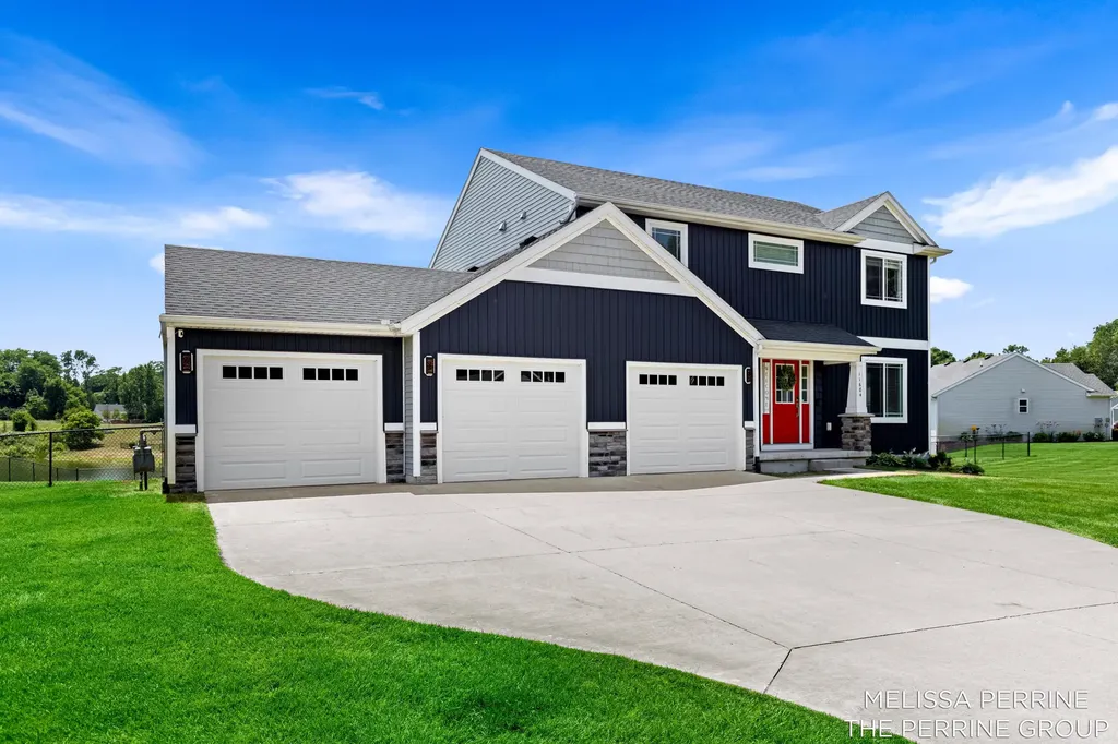 11684 Ridge Water Drive NE Algoma Township MI 49345