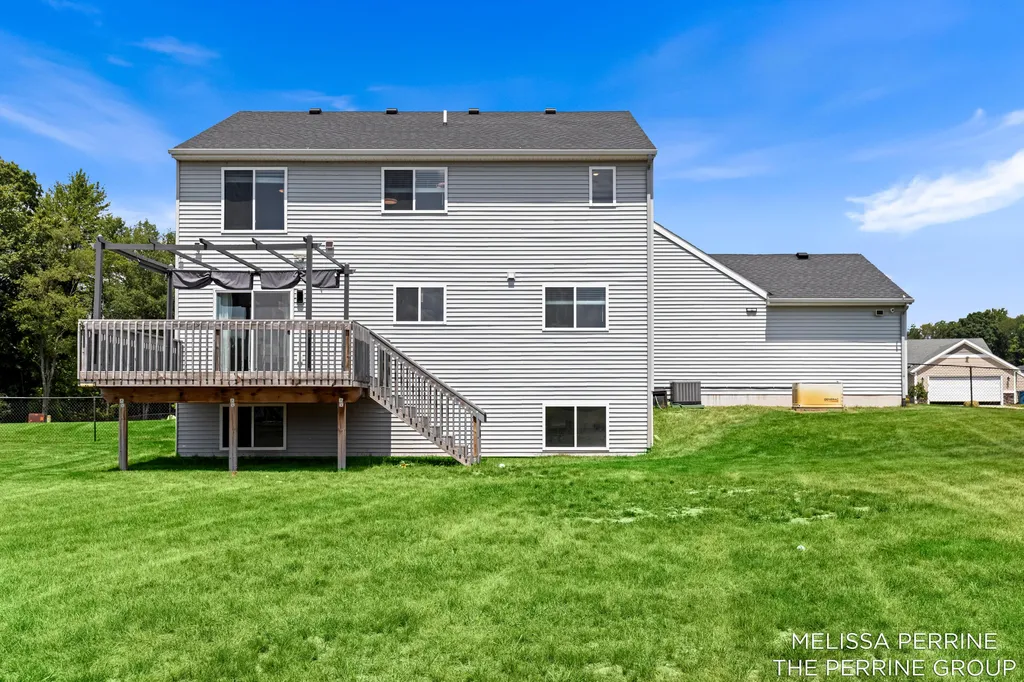11684 Ridge Water Drive NE Algoma Township MI 49345
