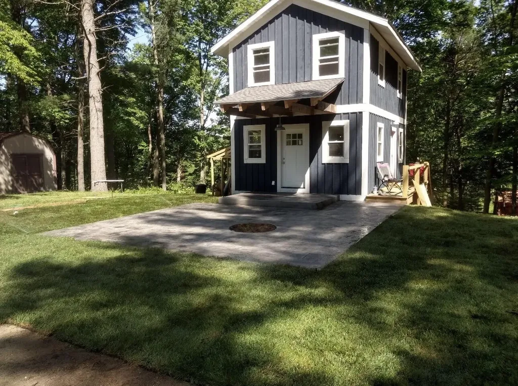 8523 W Easy Street Golden Township MI 49436