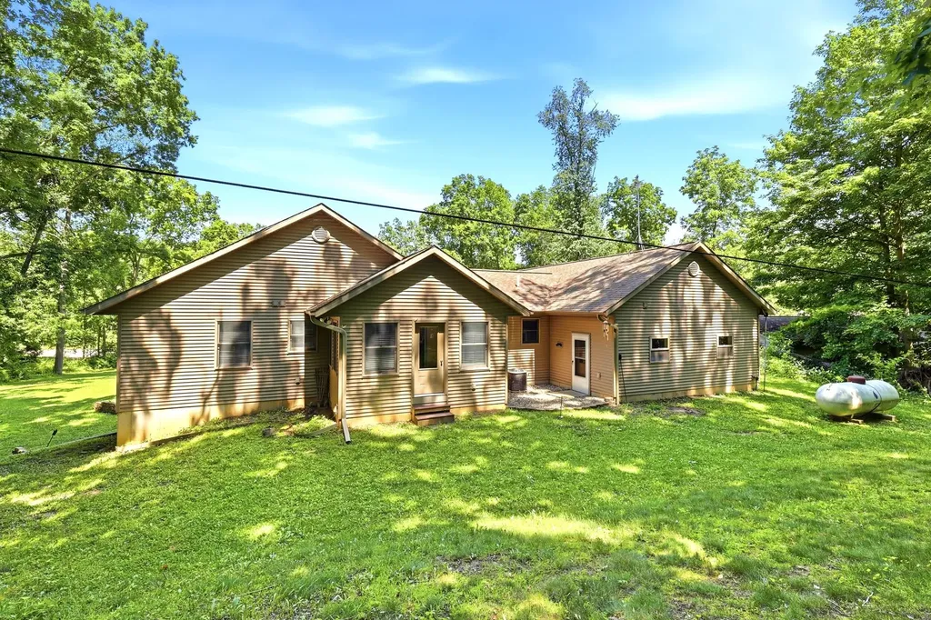 1938 Lincoln Road Valley Township MI 49010