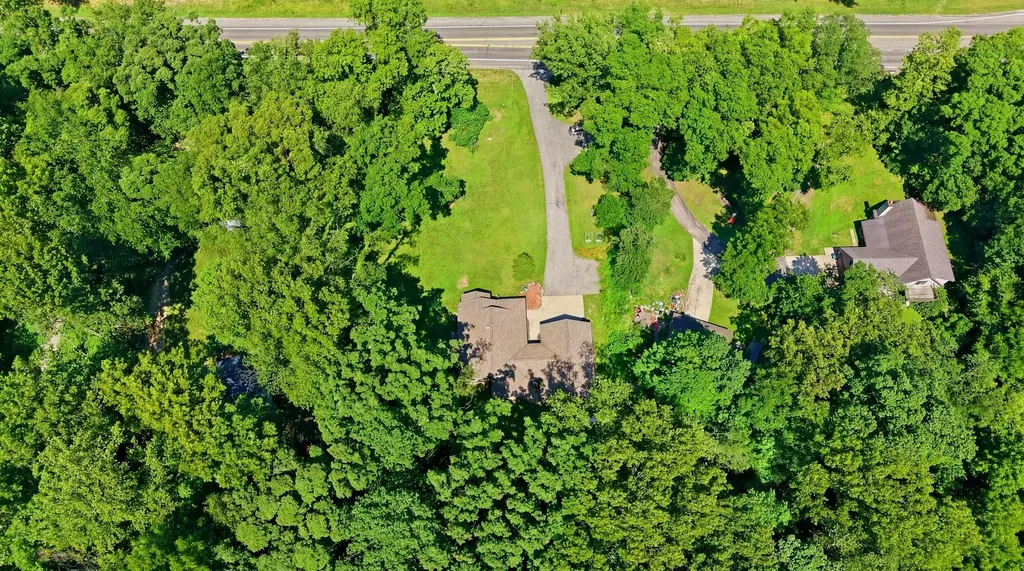 1938 Lincoln Road Valley Township MI 49010