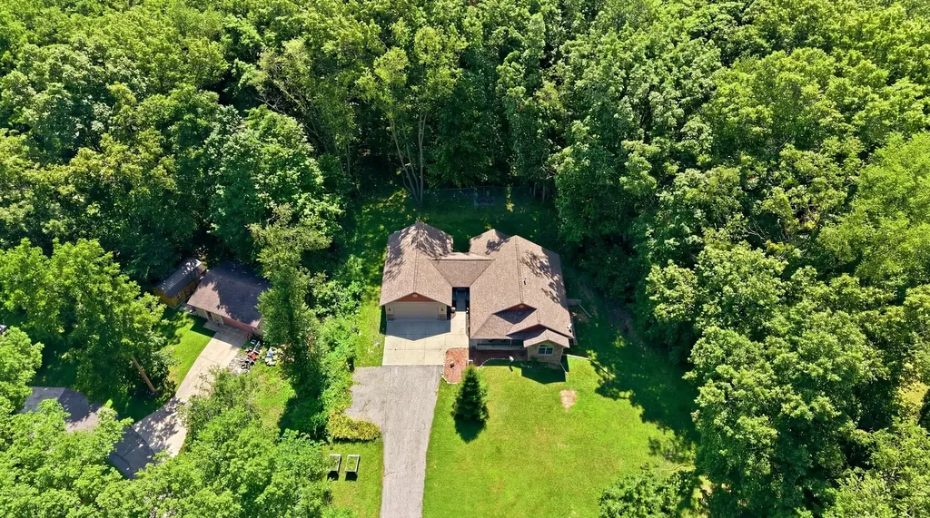 1938 Lincoln Road Valley Township MI 49010