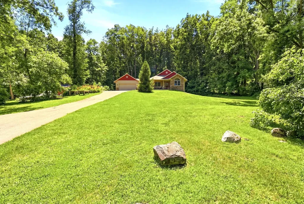1938 Lincoln Road Valley Township MI 49010